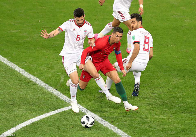 Quả phạt đền 11m của Ronaldo phá kỷ lục World Cup