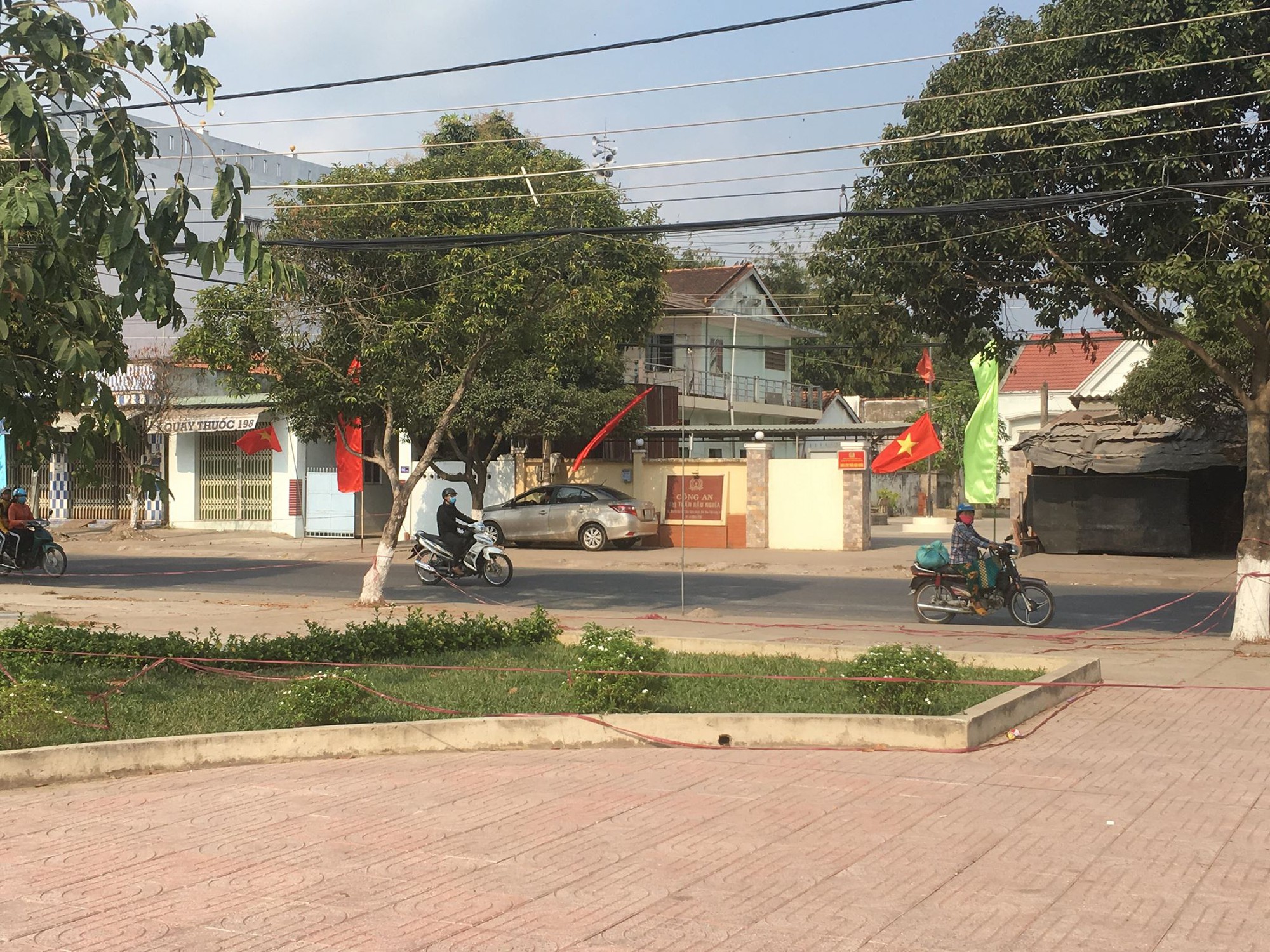 Xi nhan Trái Phải - Nhiệt tình + Thiếu hiểu biết = ?