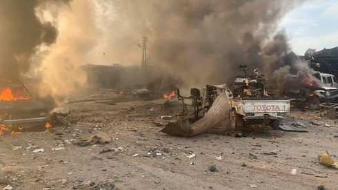 Ti&ecirc;u điểm -  Chiến sự Syria: Liều lĩnh cản đường tấn c&ocirc;ng của qu&acirc;n đội Syria, phiến qu&acirc;n chết như ngả rạ tại Idlib 