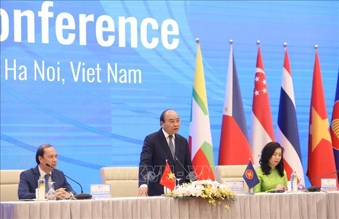 Chính sách - ASEAN nhấn mạnh sự đoàn kết, đồng lòng giữa các thách thức 