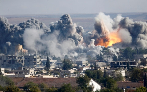 Tiêu điểm - Nóng: Trả đũa đòn không kích, Syria khai hỏa sát lò phản ứng hạt nhân Israel?