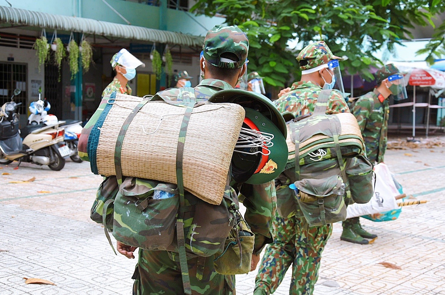 Sự kiện - Dấu ấn anh bộ đội Cụ Hồ giúp dân mùa dịch tại Tp. Hồ Chí Minh (Hình 4).