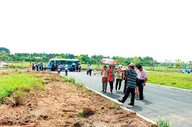 Bất động sản -  Lý do thị trường bất động sản khắp nơi đều lên “cơn sốt” (Hình 2).