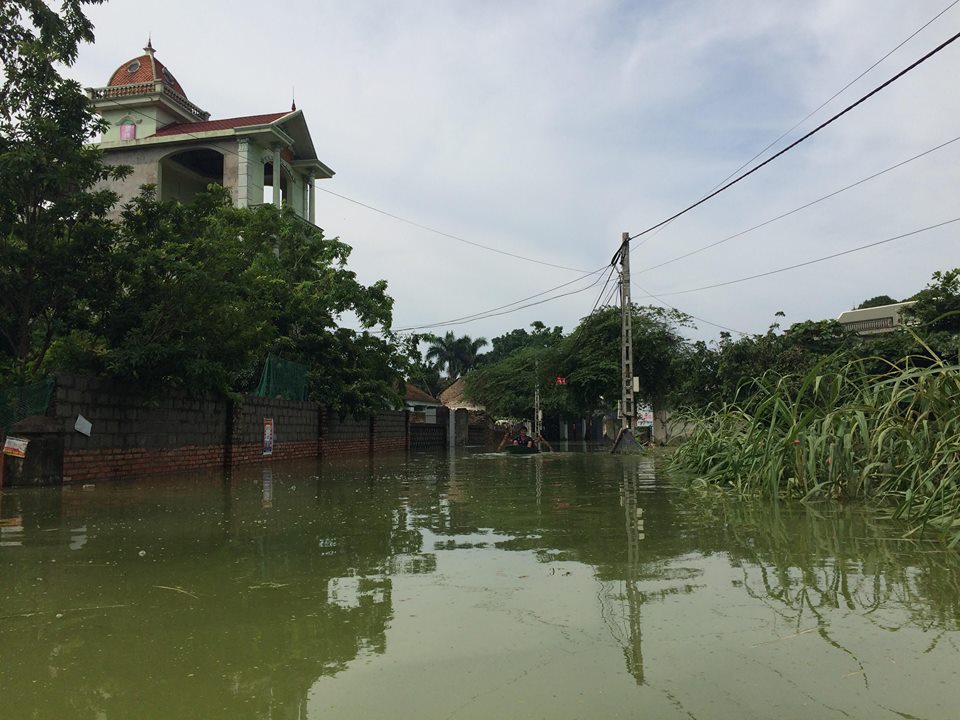 Môi trường - Hà Nội: 7 xã của huyện Chương Mỹ ngập nặng vì đặt máy bơm... nhầm chỗ?