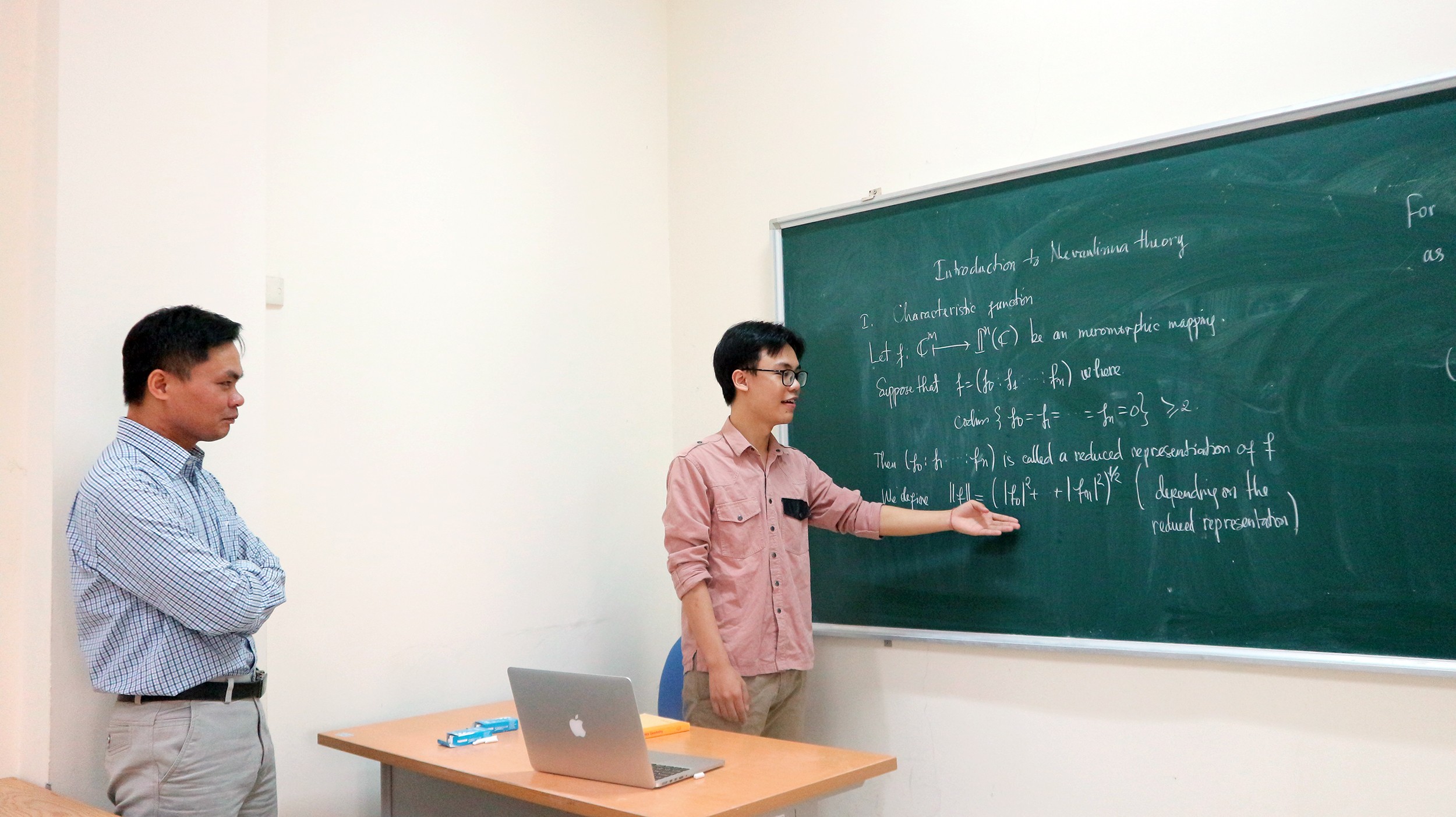Sĩ Đức Quang 8