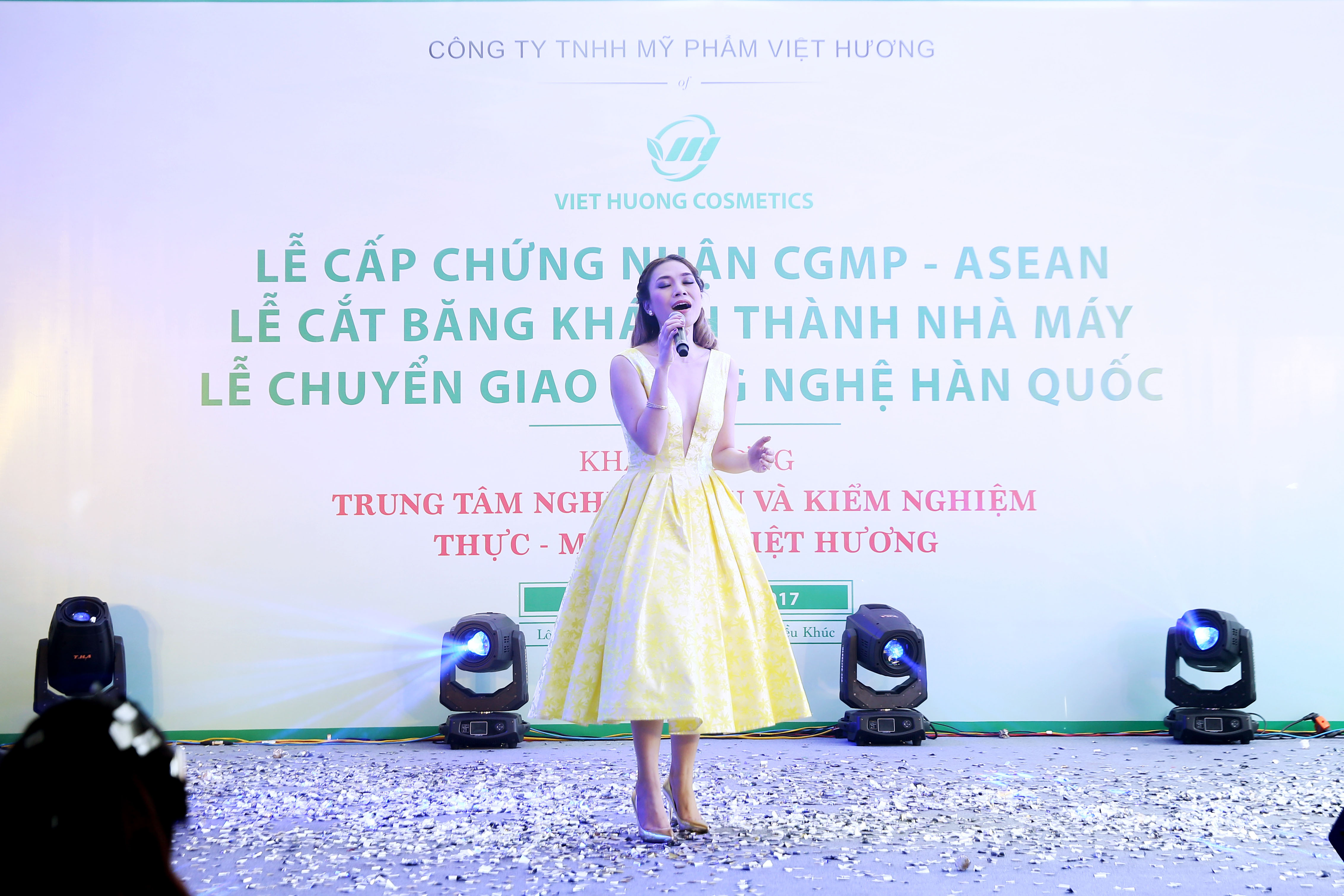 Cần biết - Mỹ phẩm Việt Hương khánh thành nhà máy sản xuất quy mô lớn nhất miền Bắc (Hình 6).