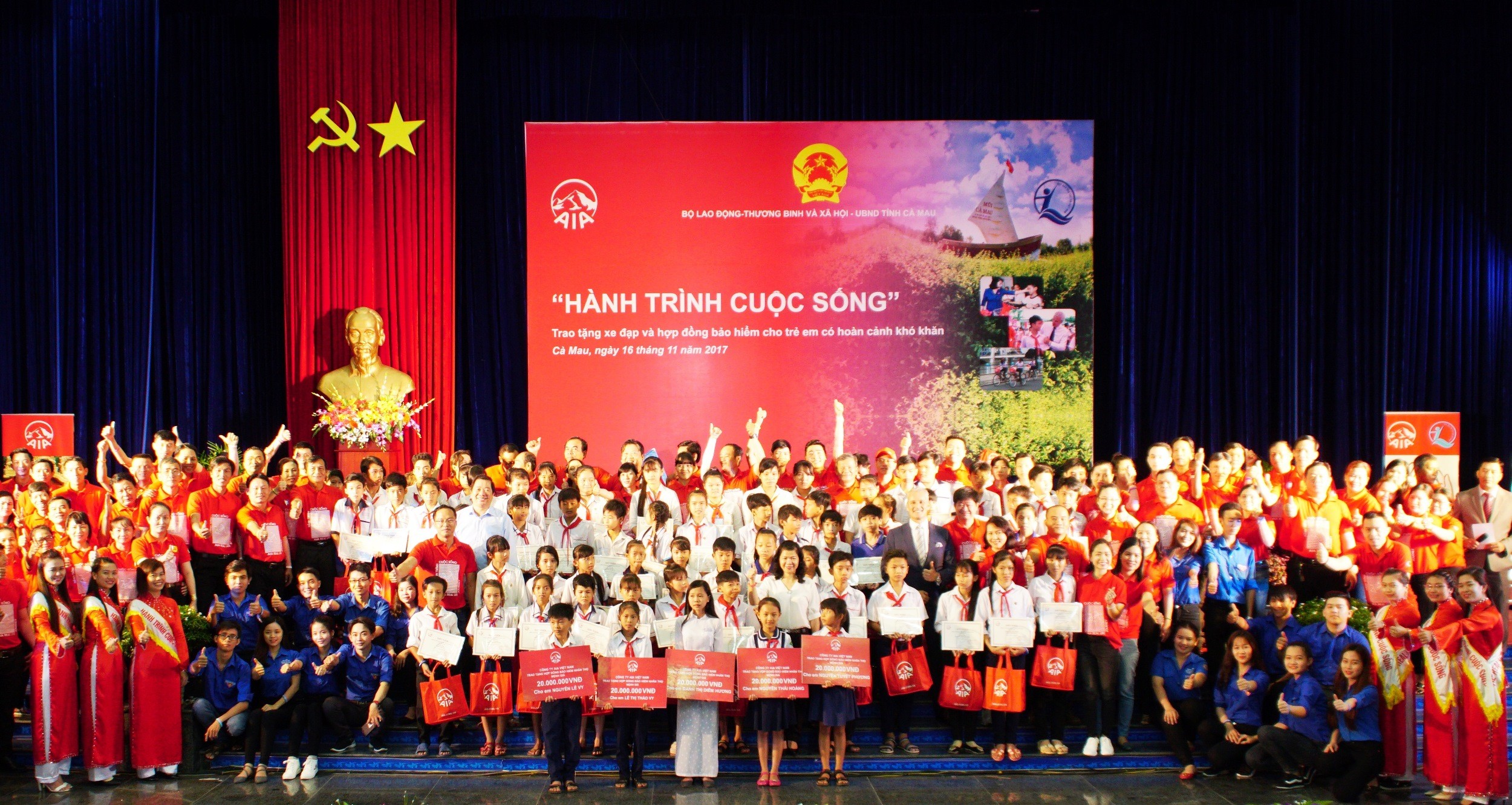 Truyền thông - Hành trình cuộc sống: Mang niềm vui đến trẻ em khó khăn ở Cà Mau