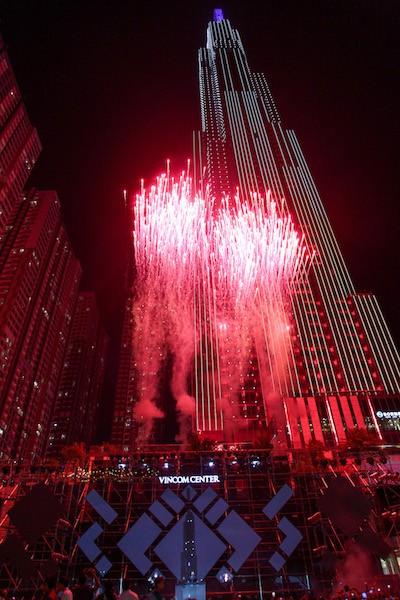 Bất động sản - Dàn sao khủng V-Biz hội tụ tại 'kinh đô ánh sáng' Vincom Center Landmark 81 (Hình 4).