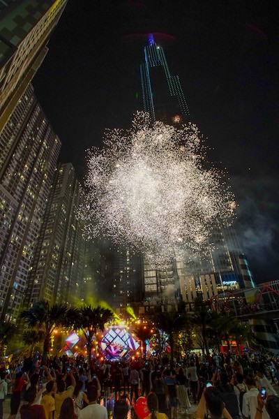 Bất động sản - Dàn sao khủng V-Biz hội tụ tại 'kinh đô ánh sáng' Vincom Center Landmark 81 (Hình 9).