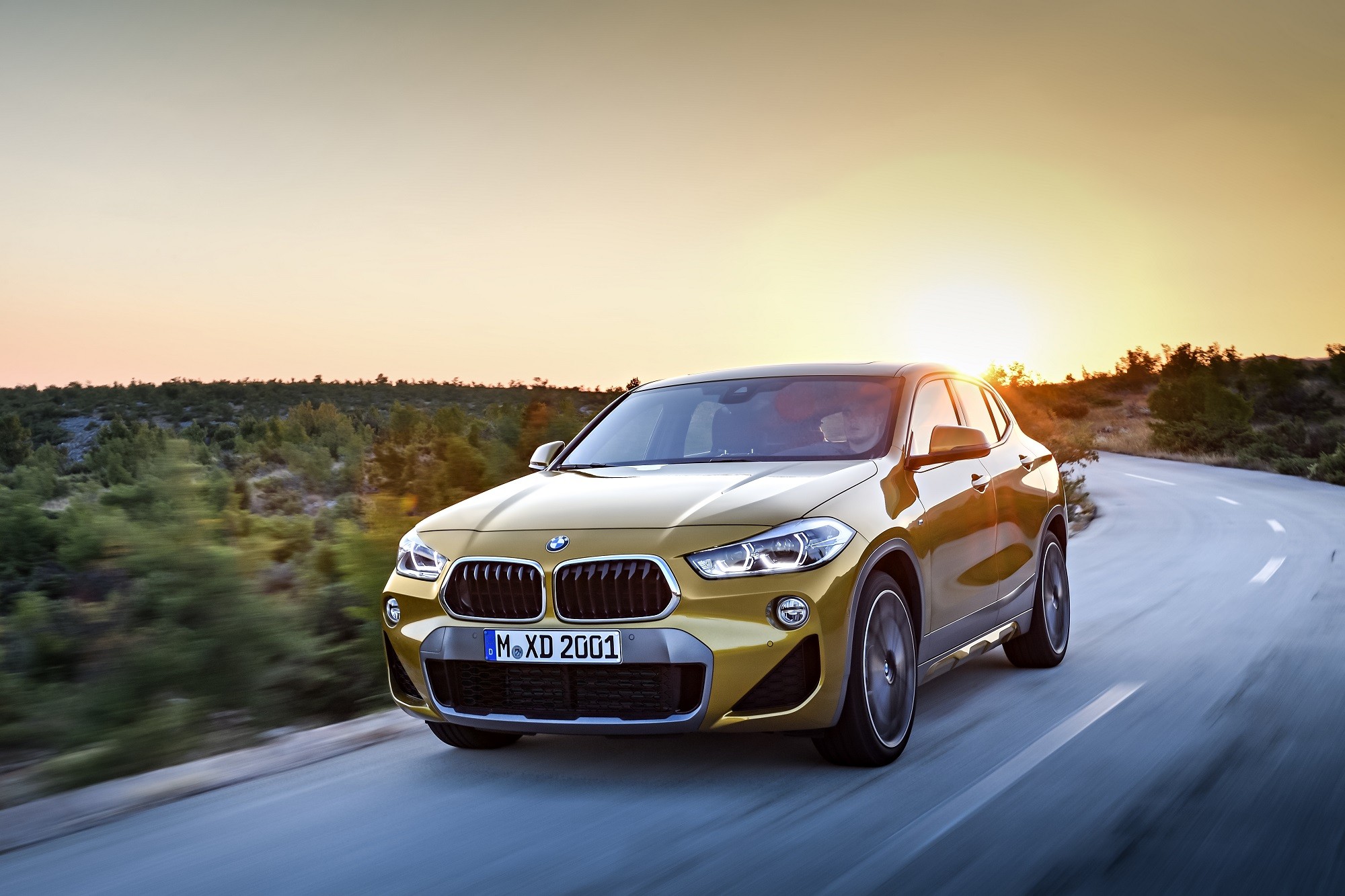 Cuộc sống số - BMW X2 sẽ sắp ra mắt lần đầu tiên tại Việt Nam vào tháng 9  (Hình 4).