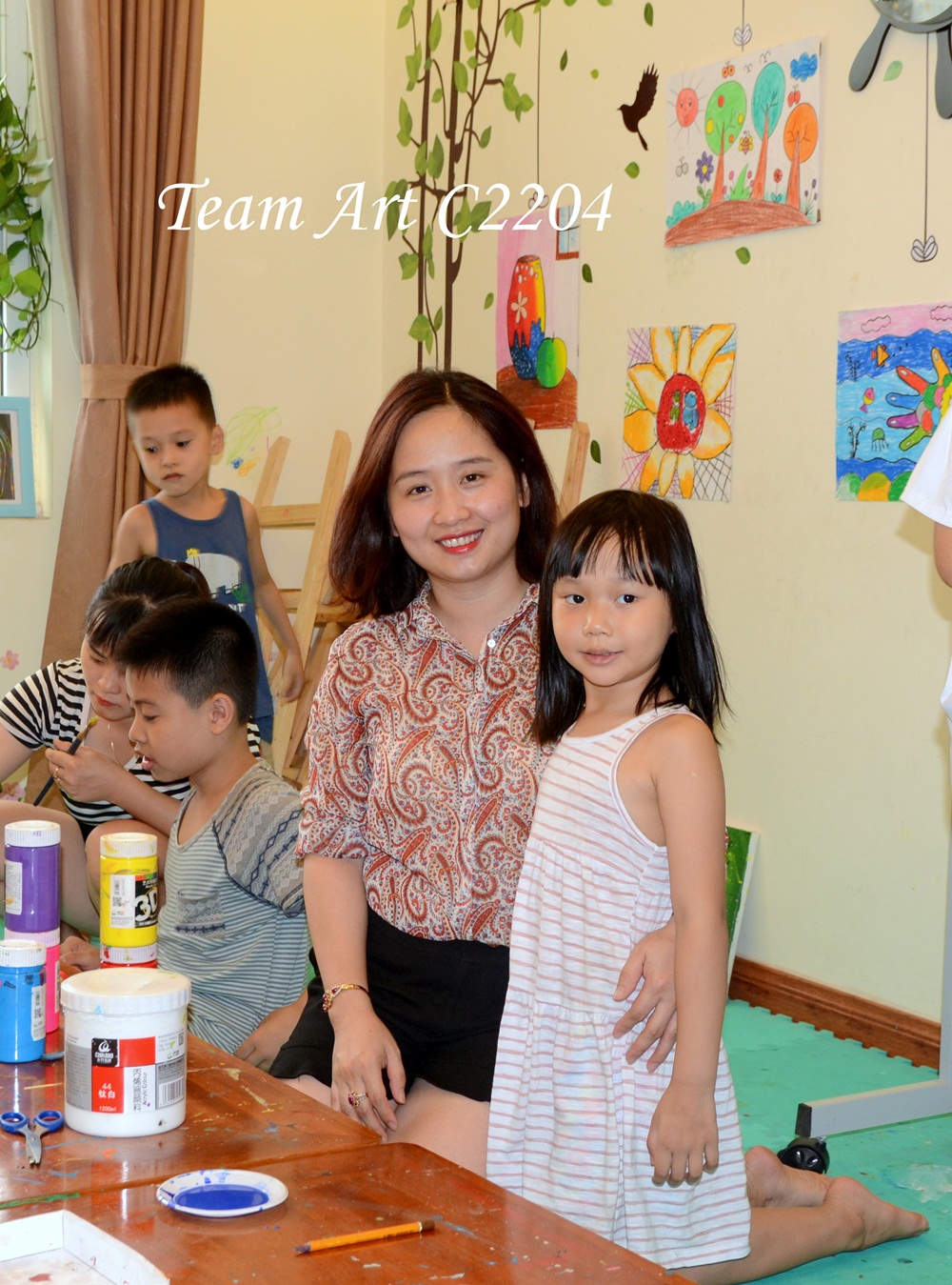 Truyền thông - Quyết tâm và niềm tin dành cho đam mê Hội họa của cô Nhung - Chủ nhiệm CLB vẽ TeamArt C2204 (Hình 6).