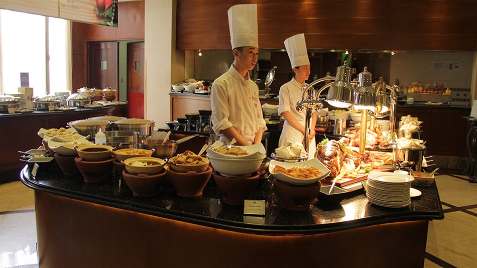 Tiêu dùng & Dư luận - Điểm danh 7 địa chỉ buffet 5 sao sang chảnh giá yêu thương cho những ngày muốn đổi gió (Hình 3).