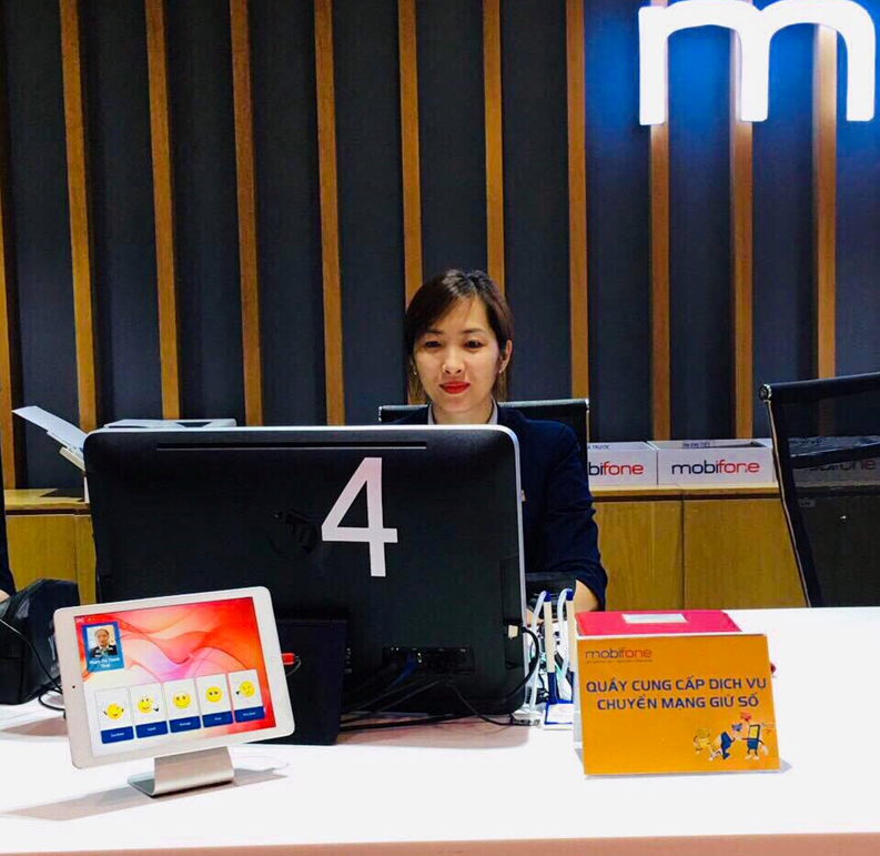 Cuộc sống số - Khách hàng may mắn nhận cặp vé VIP xem AFF CUP khi dùng dịch vụ chuyển mạng giữ số sang MobiFone (Hình 4).