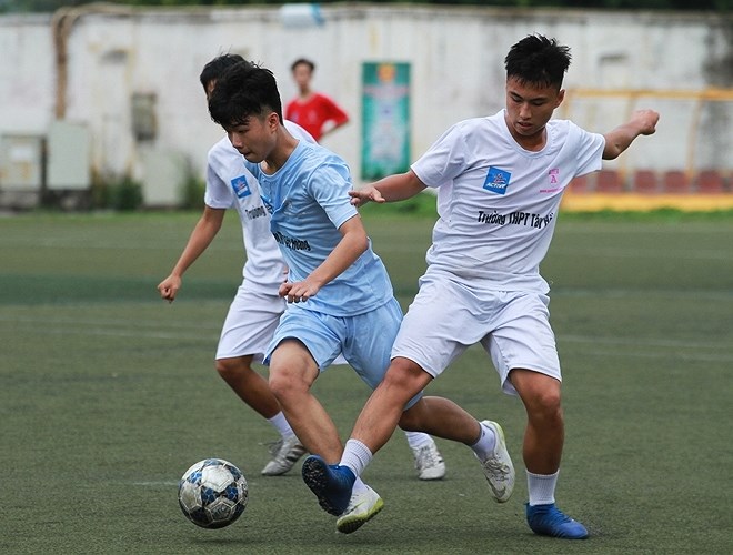 Thể thao - Xác định 8 đội vào tứ kết giải bóng đá học sinh tranh Cup Number 1 Active