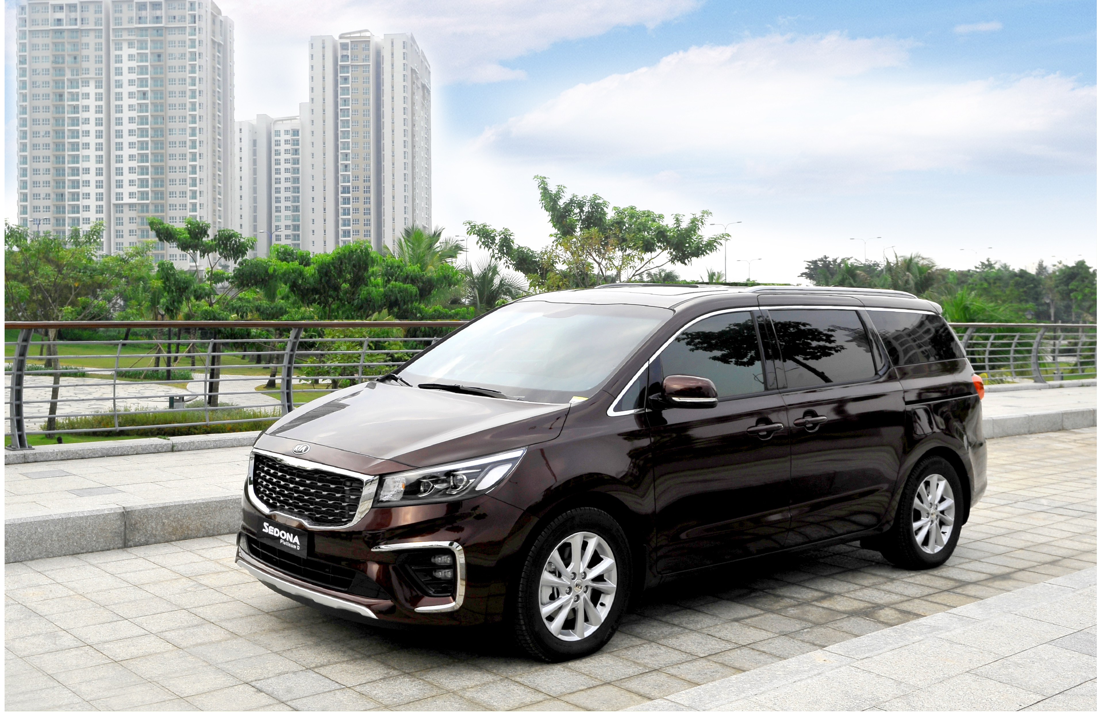 Tiêu dùng & Dư luận - Kia Sedona mới lập kỷ lục doanh số chỉ sau một tháng ra mắt