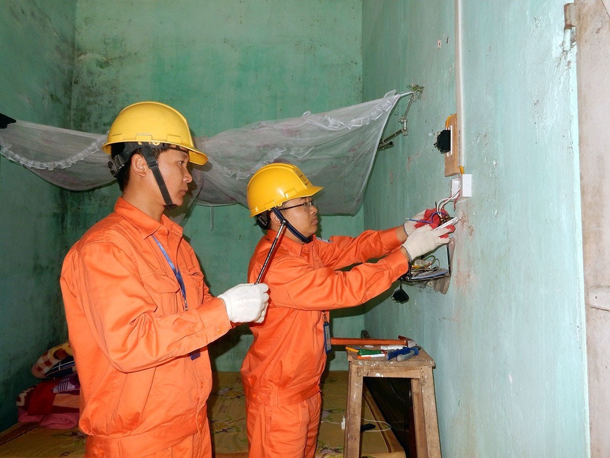 Tiêu dùng & Dư luận - EVN HANOI: Phát triển bền vững luôn gắn với trách nhiệm trước cộng đồng xã hội (Hình 3).