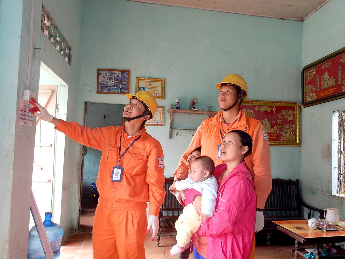 Tiêu dùng & Dư luận - EVN HANOI: Phát triển bền vững luôn gắn với trách nhiệm trước cộng đồng xã hội (Hình 4).