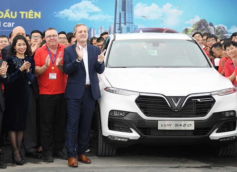 Sản phẩm - VinFast hoàn thành sản xuất thử nghiệm chiếc xe Lux SUV đầu tiên (Hình 10).