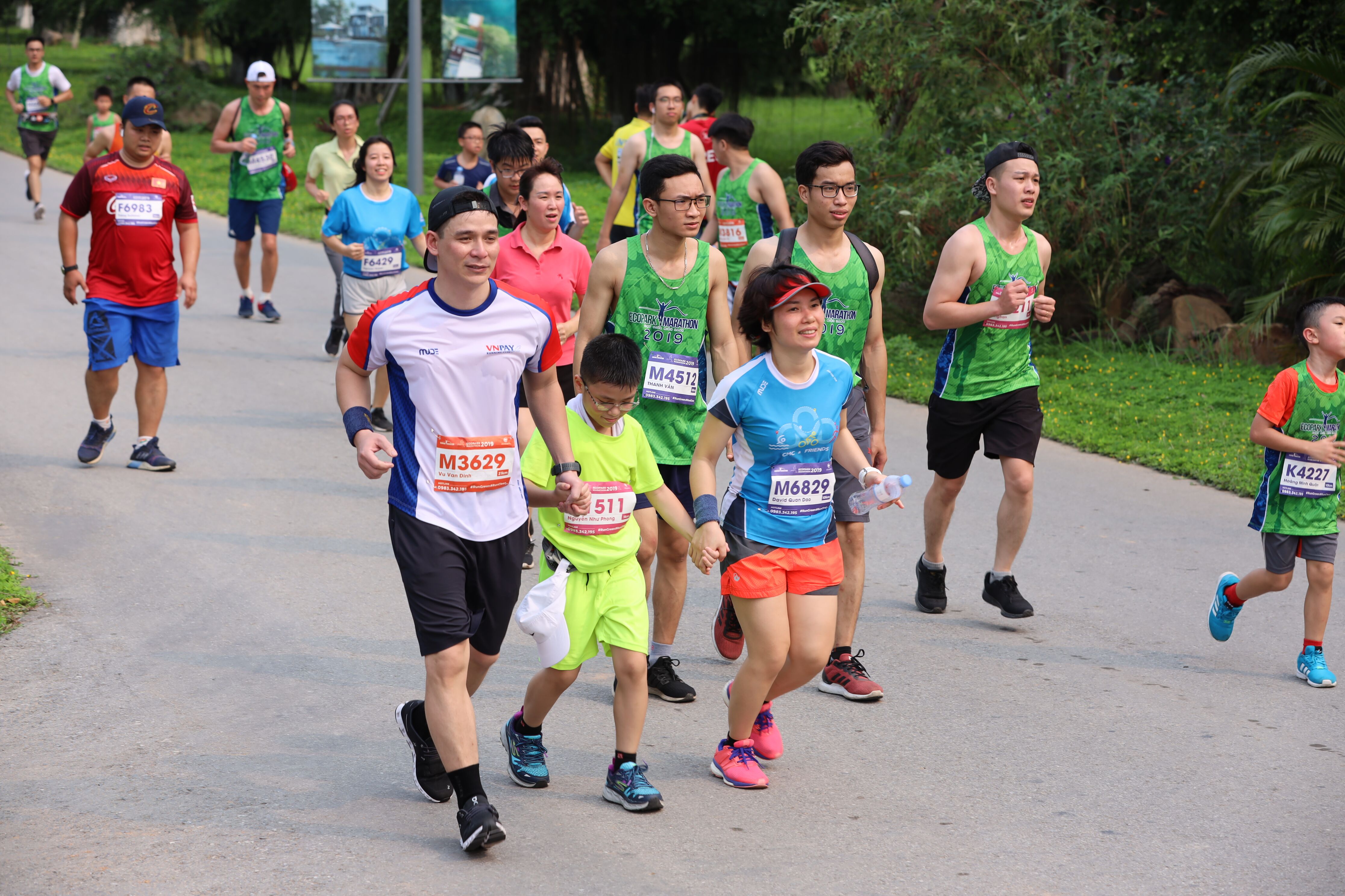 Tiêu dùng & Dư luận - Ecopark Marathon - Ngày hội gia đình tuyệt vời (Hình 7).