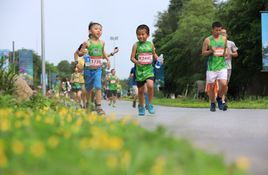 Tiêu dùng & Dư luận - Ecopark Marathon - Ngày hội gia đình tuyệt vời (Hình 18).