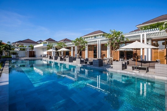 Truyền thông - Vợ chồng Dương Khắc Linh- Sara Lưu hạnh phúc khi nghỉ dưỡng ở Premier Village  Danang Resort Managed by AccorHotels (Hình 5).