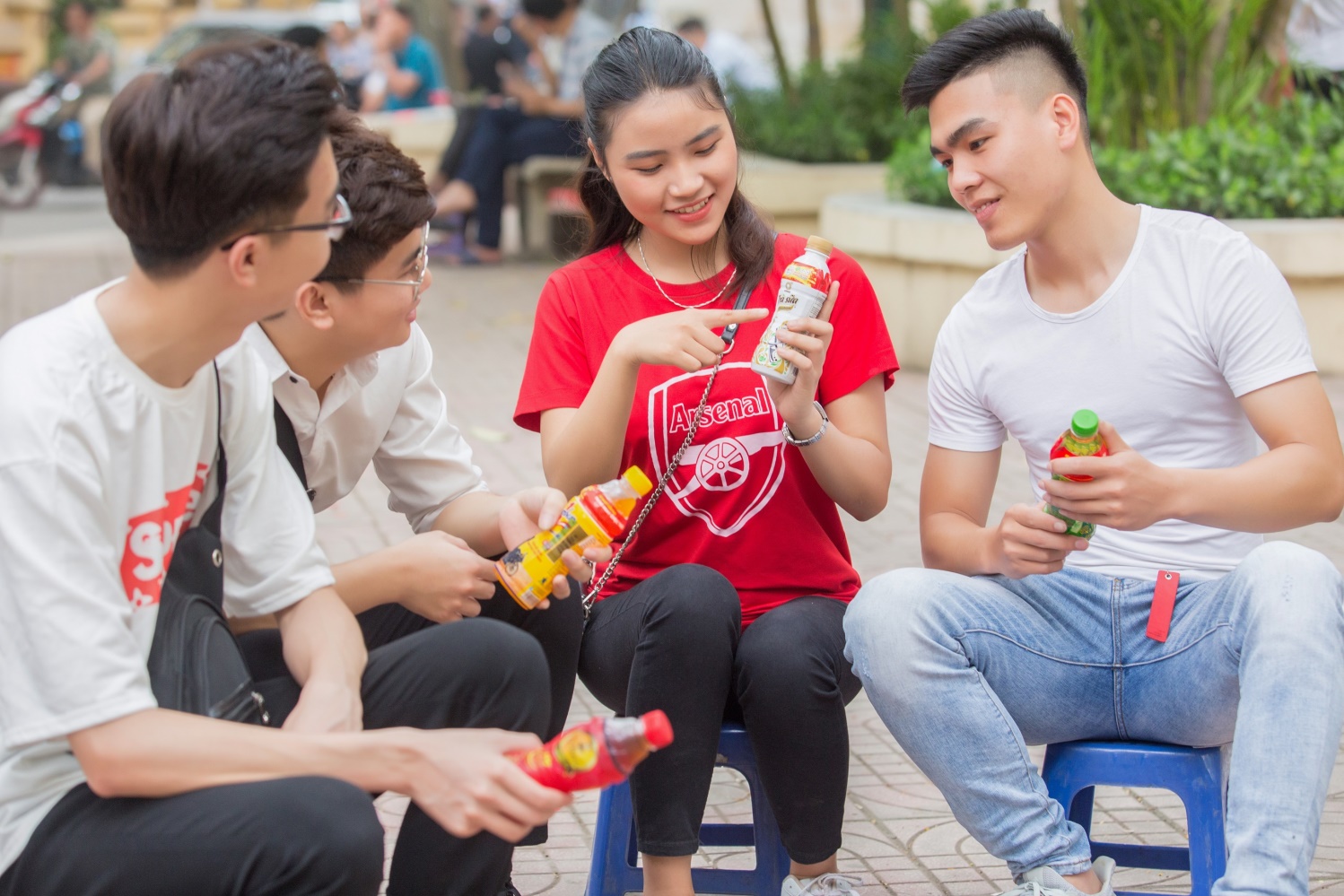 Tiêu dùng & Dư luận - Hàng chục nghìn giải thưởng khuyến mãi hè của Tân Hiệp Phát đã đến với khách hàng