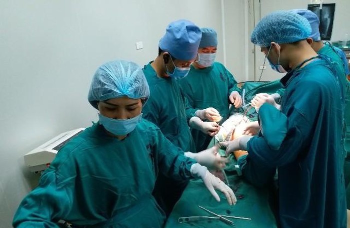 Sức khỏe - Bệnh viện Đa khoa Vĩnh Phúc: Đẩy mạnh nhiều kỹ thuật chuyên sâu trong công tác khám chữa bệnh (Hình 2).