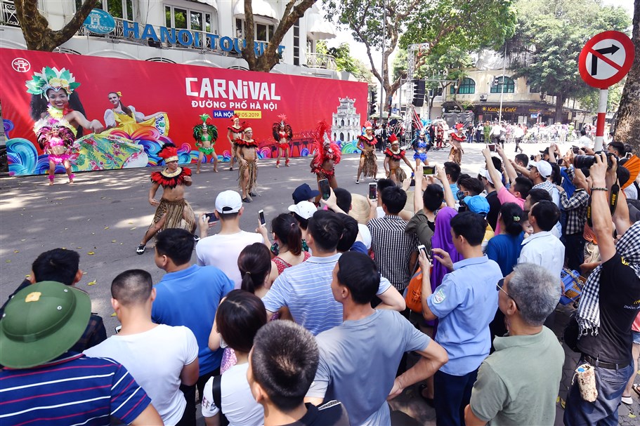 Truyền thông - Kỷ niệm “20 năm Thành phố Vì hòa bình”, Sun World đưa Carnival sôi động về Hà Nội (Hình 2).