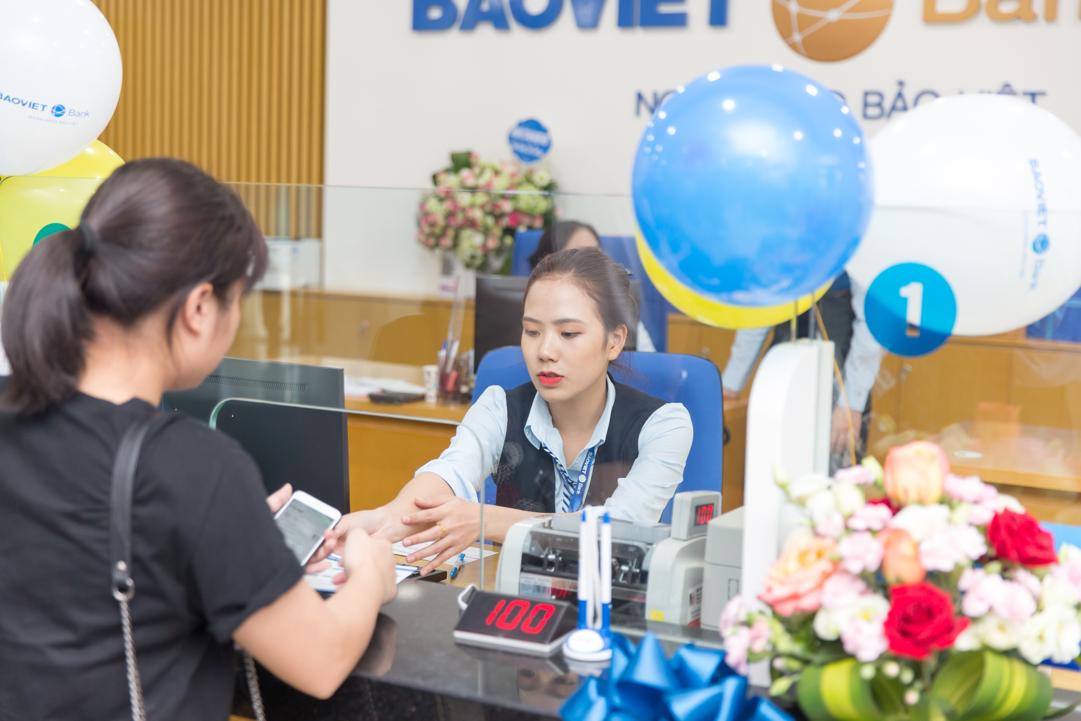 Tài chính - Ngân hàng - BAOVIET Bank phát hành 2000 tỷ đồng chứng chỉ tiền gửi ghi danh cho khách hàng cá nhân với lãi suất lên đến 8,4% (Hình 2).