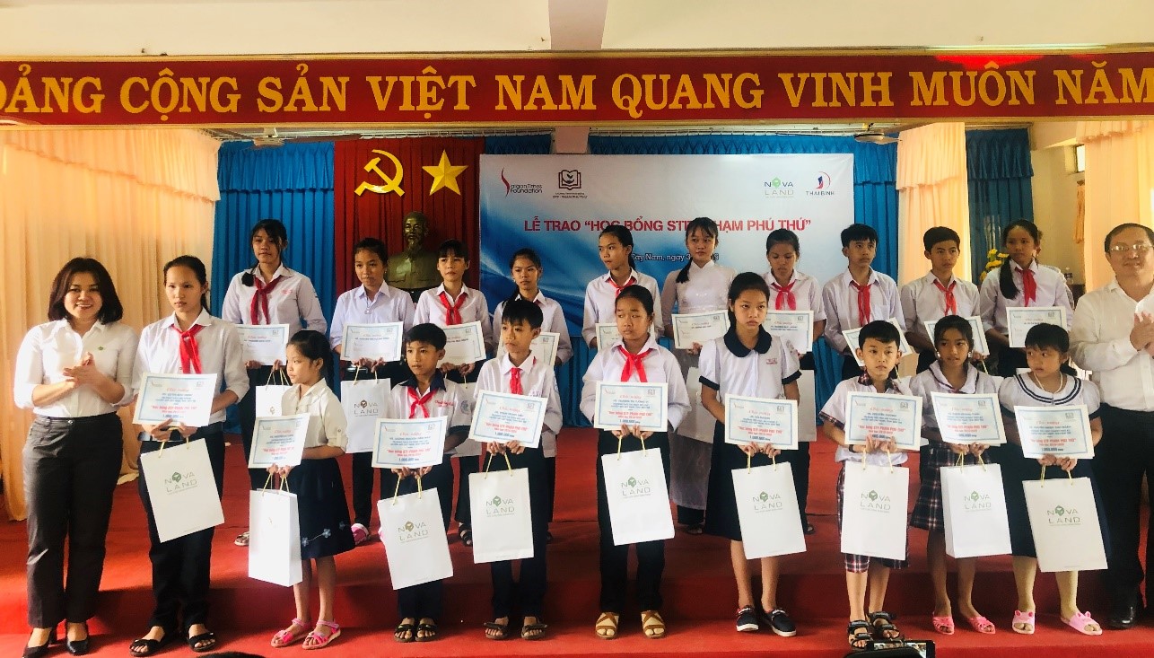 Tiêu dùng & Dư luận - Viết tiếp câu chuyện “Nước sạch học đường” và niềm vui mùa tựu trường tại Bến Tre và nhiều tỉnh thành (Hình 5).