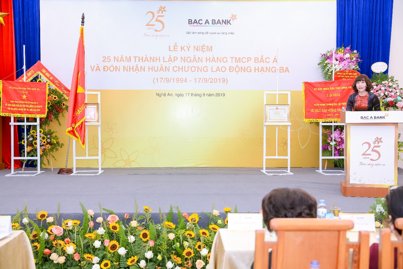 Tài chính - Ngân hàng - BAC A BANK kỉ niệm 25 năm thành lập và đón nhận Huân chương Lao động hạng Ba (Hình 6).