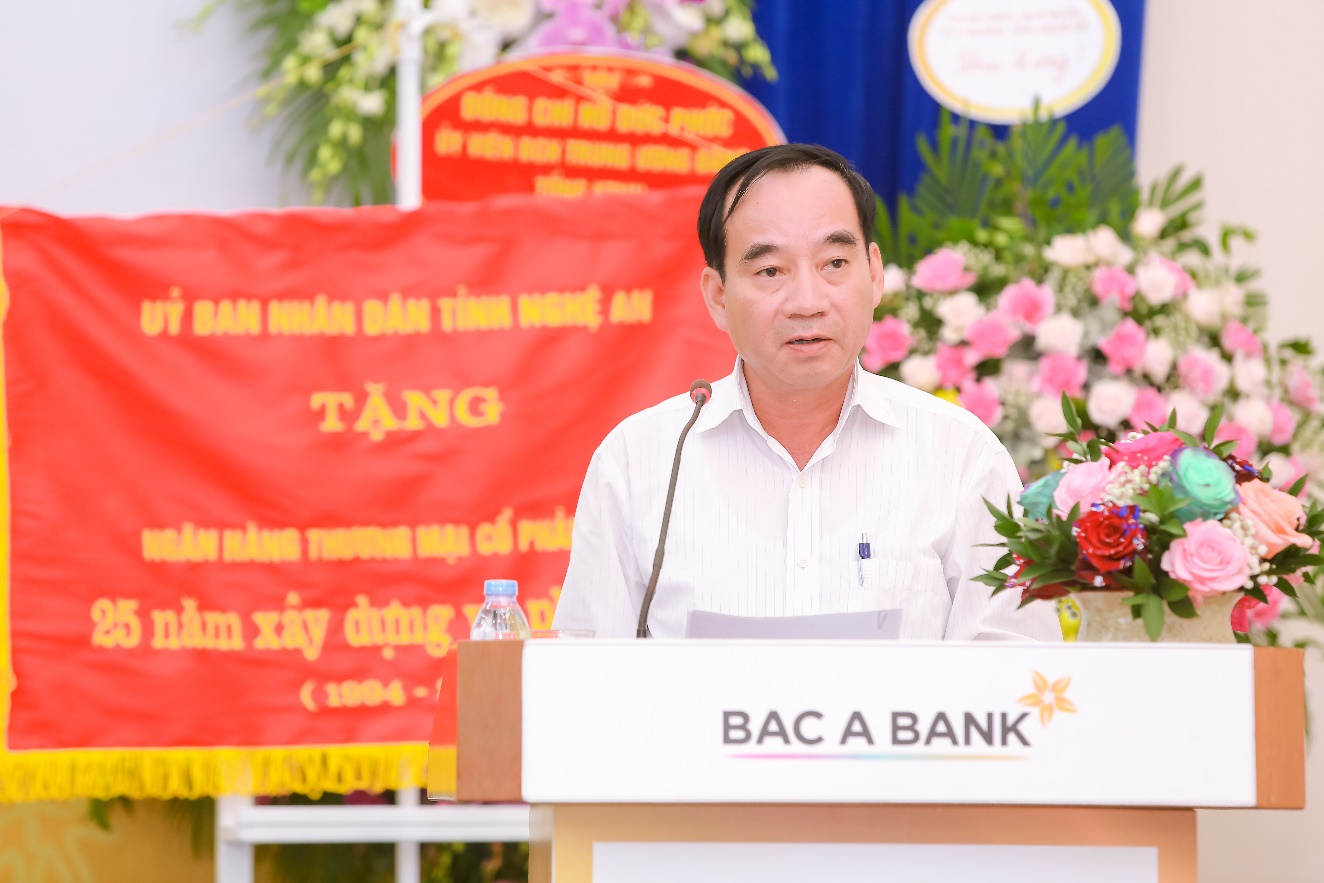 Tài chính - Ngân hàng - BAC A BANK kỉ niệm 25 năm thành lập và đón nhận Huân chương Lao động hạng Ba (Hình 3).