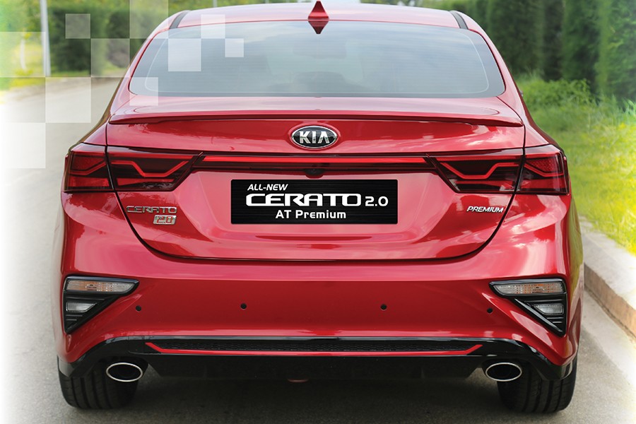 Truyền thông - Kia Cerato 2.0 AT Premium phiên bản nâng cấp năng động hơn, thể thao hơn (Hình 2).