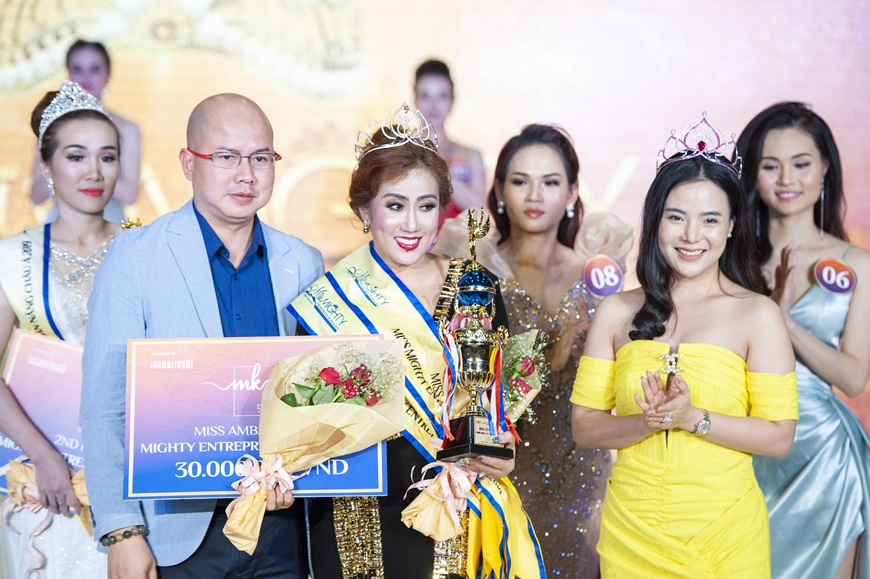 Sự kiện - Hoa hậu Đại sứ Doanh nhân Toàn năng châu Á 2019 Nguyễn Thị Ngân giành cú đúp chung cuộc (Hình 2).