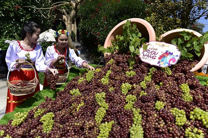 Truyền thông - Vô vàn trải nghiệm đưa Bà Nà Hills thành “Công viên chủ đề hàng đầu Việt Nam” (Hình 3).