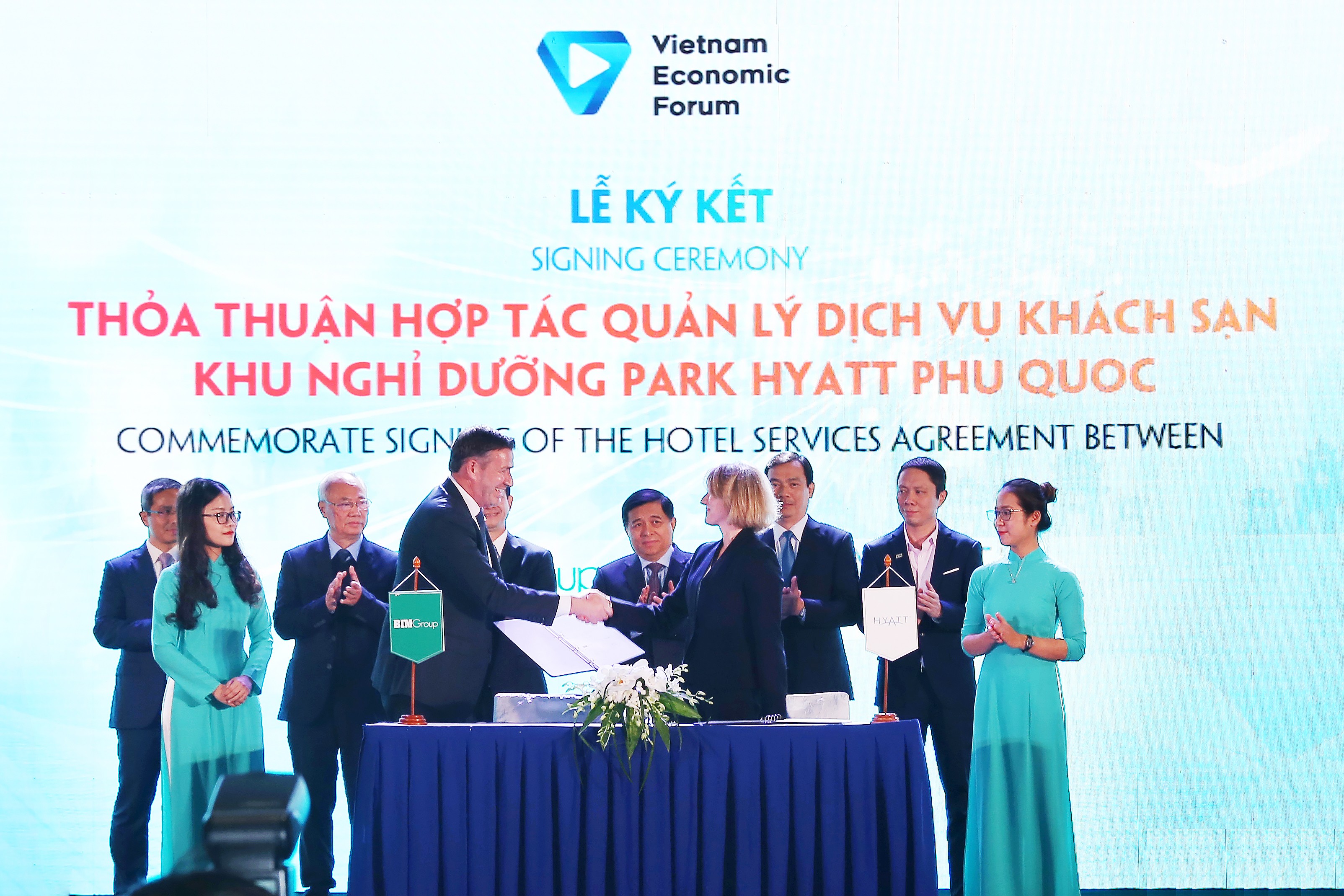 Truyền thông - BIM Land và tập đoàn Hyatt ký kết thỏa thuận hợp tác tại diễn đàn cấp cao du lịch Việt Nam 2019 (Hình 2).