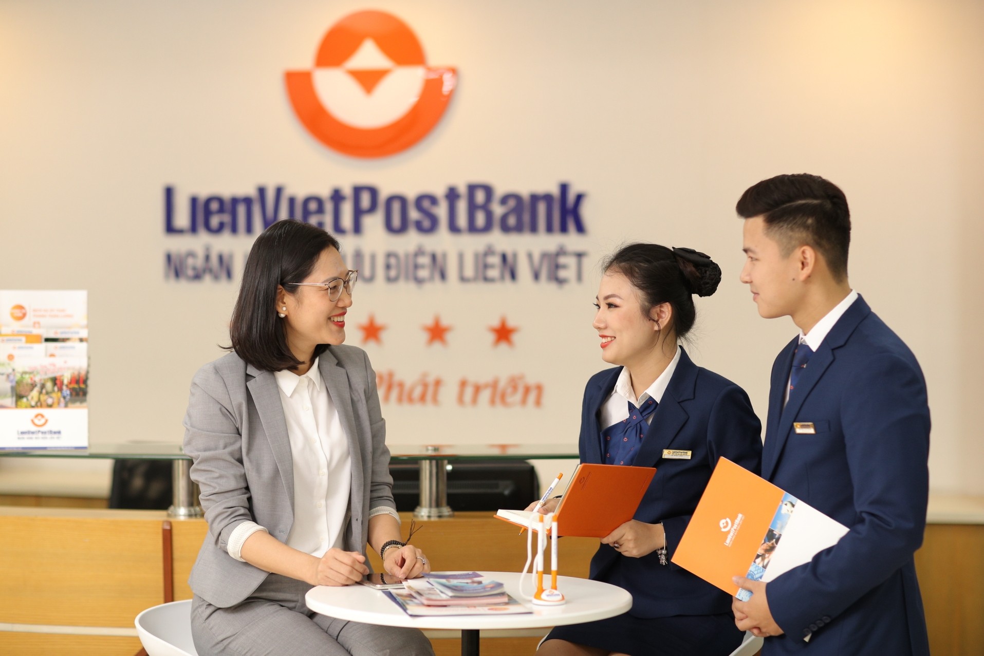 Tài chính - Ngân hàng - LienVietPostBank tăng vốn điều lệ lên gần 10.000 tỷ đồng