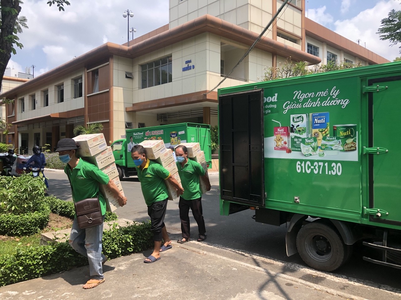 Tiêu dùng & Dư luận - Trao sẻ chia, yêu thương cùng vượt qua đại dịch (Hình 3).