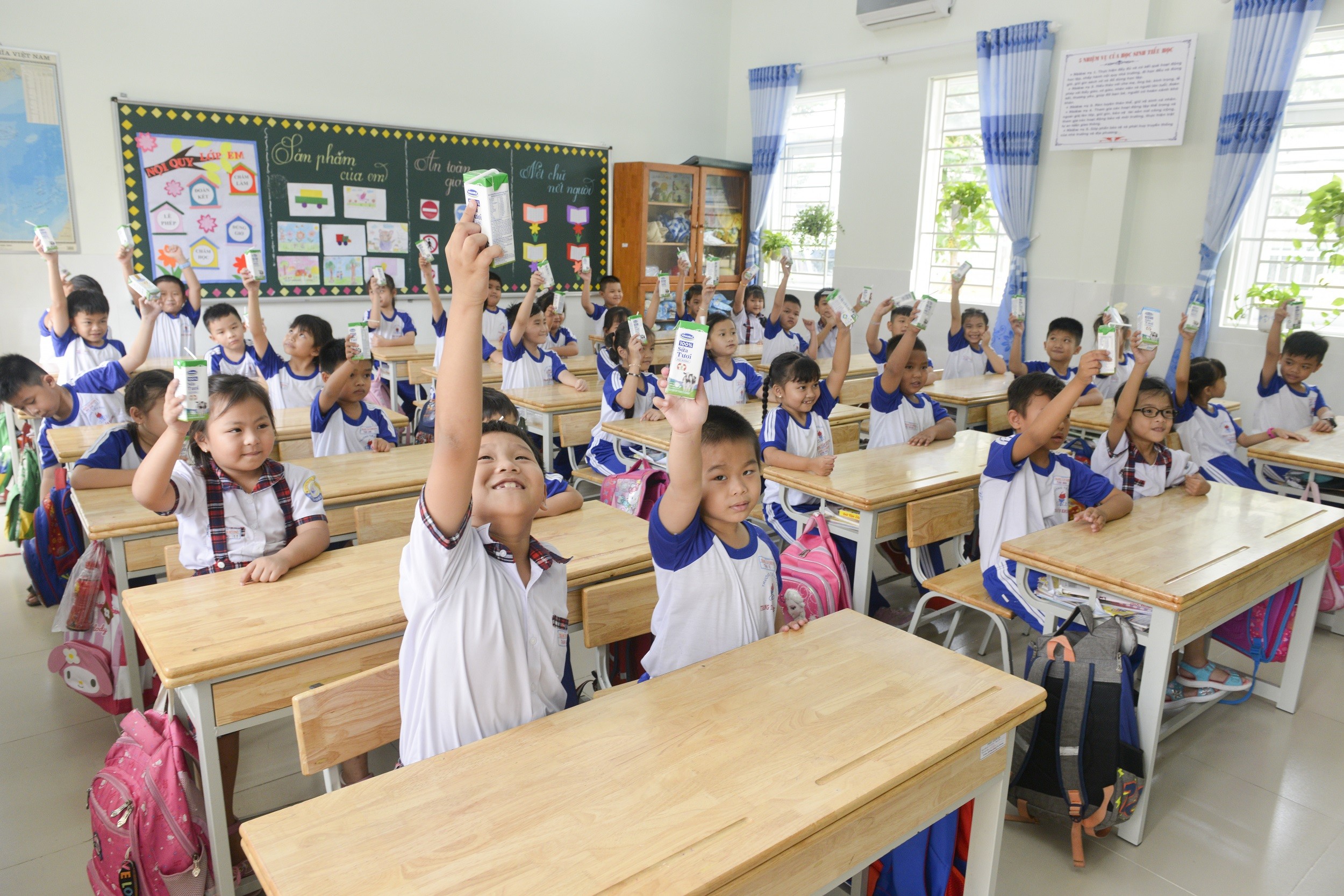Tiêu dùng & Dư luận - Sữa học đường TP. Hồ Chí Minh: Chương trình nhân văn đem lại nhiều niềm vui cho con trẻ