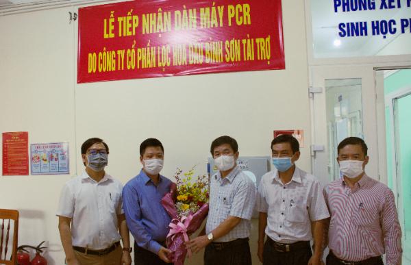 Tiêu dùng & Dư luận - BSR bàn giao hệ thống máy xét nghiệm SARS-CoV-2 