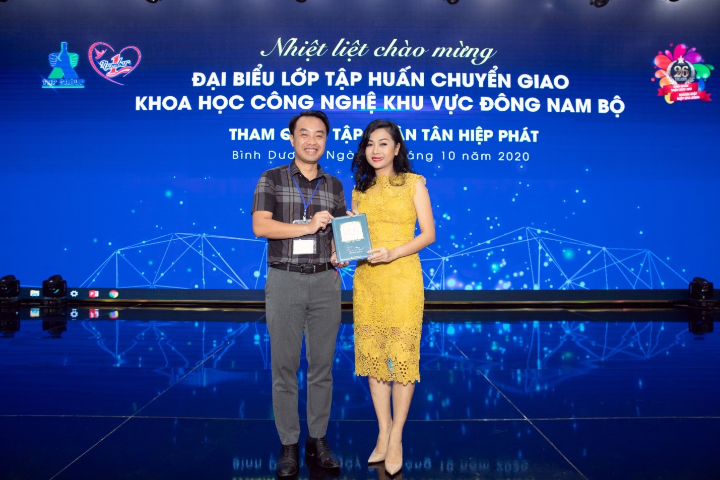 Tiêu dùng & Dư luận - Lớp tập huấn chuyển giao KHCN  khu vực ĐNB giao lưu tại Tân Hiệp Phát (Hình 9).