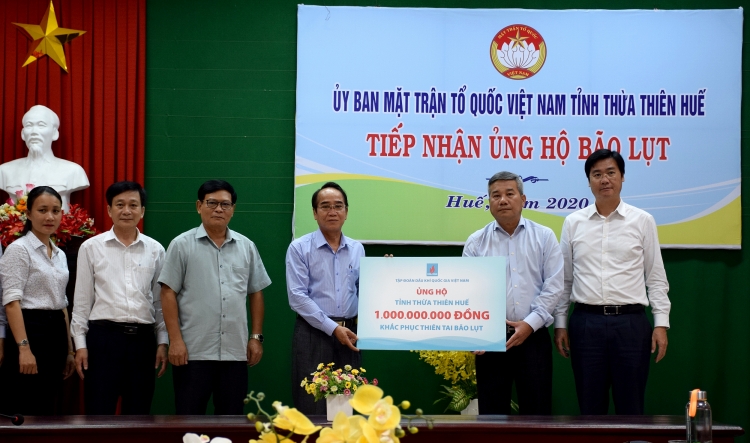 Tiêu dùng & Dư luận - Petrovietnam tiếp tục hướng về miền Trung yêu thương (Hình 2).