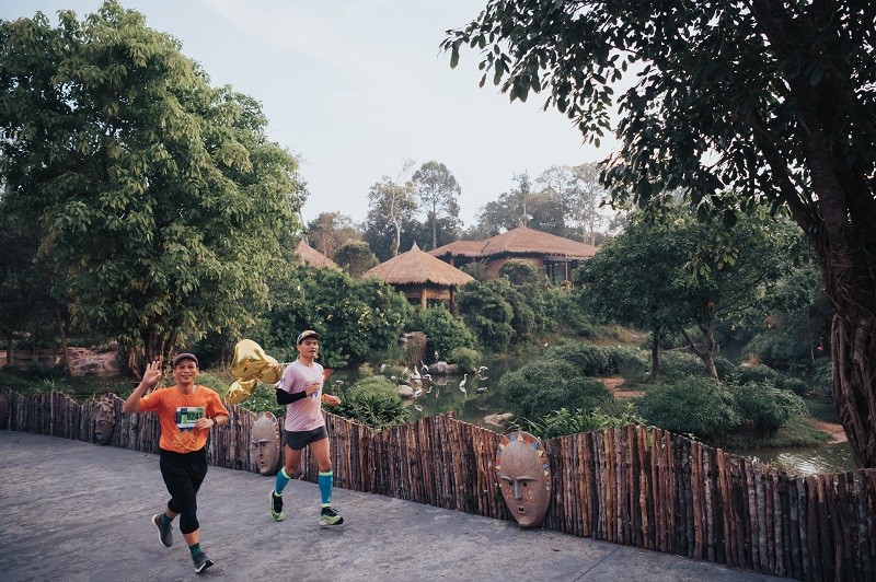 Tiêu dùng & Dư luận - Mãn nhãn cung đường marathon “cực phẩm” và kỳ nghỉ ở Vinpearl Phú Quốc (Hình 4).