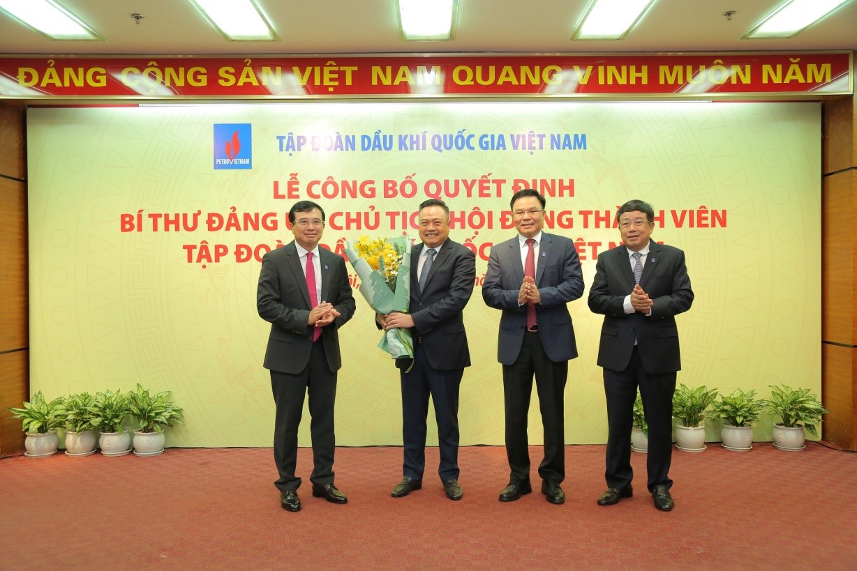 Tiêu dùng & Dư luận - Công bố quyết định bổ nhiệm Chủ tịch HĐTV Tập đoàn Petrovietnam (Hình 3).