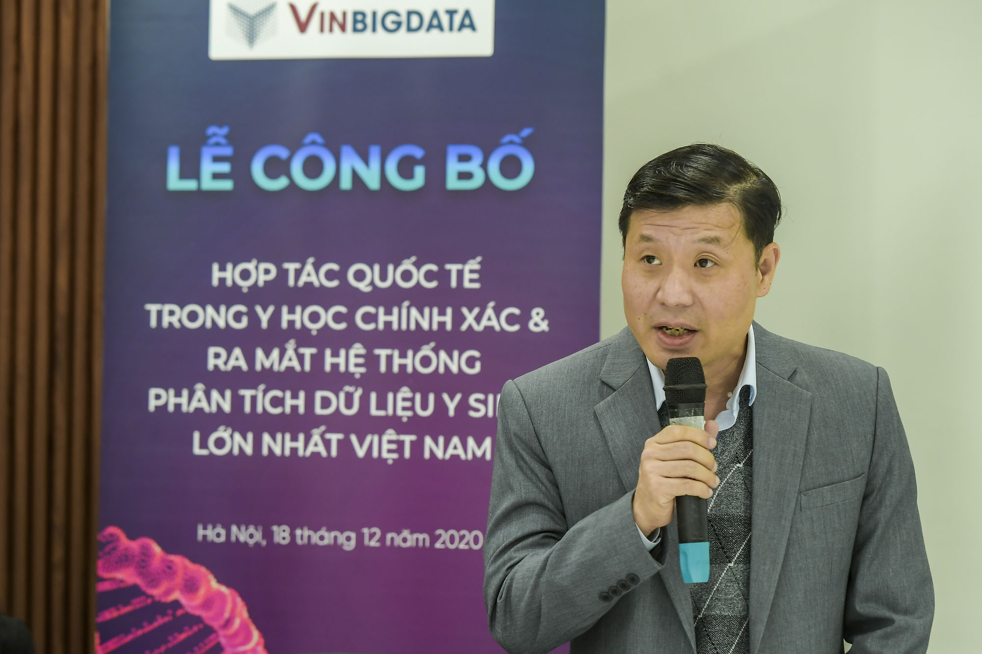 Sức khỏe - Vingroup công bố hợp tác quốc tế & ra mắt hệ thống QL dữ liệu y sinh