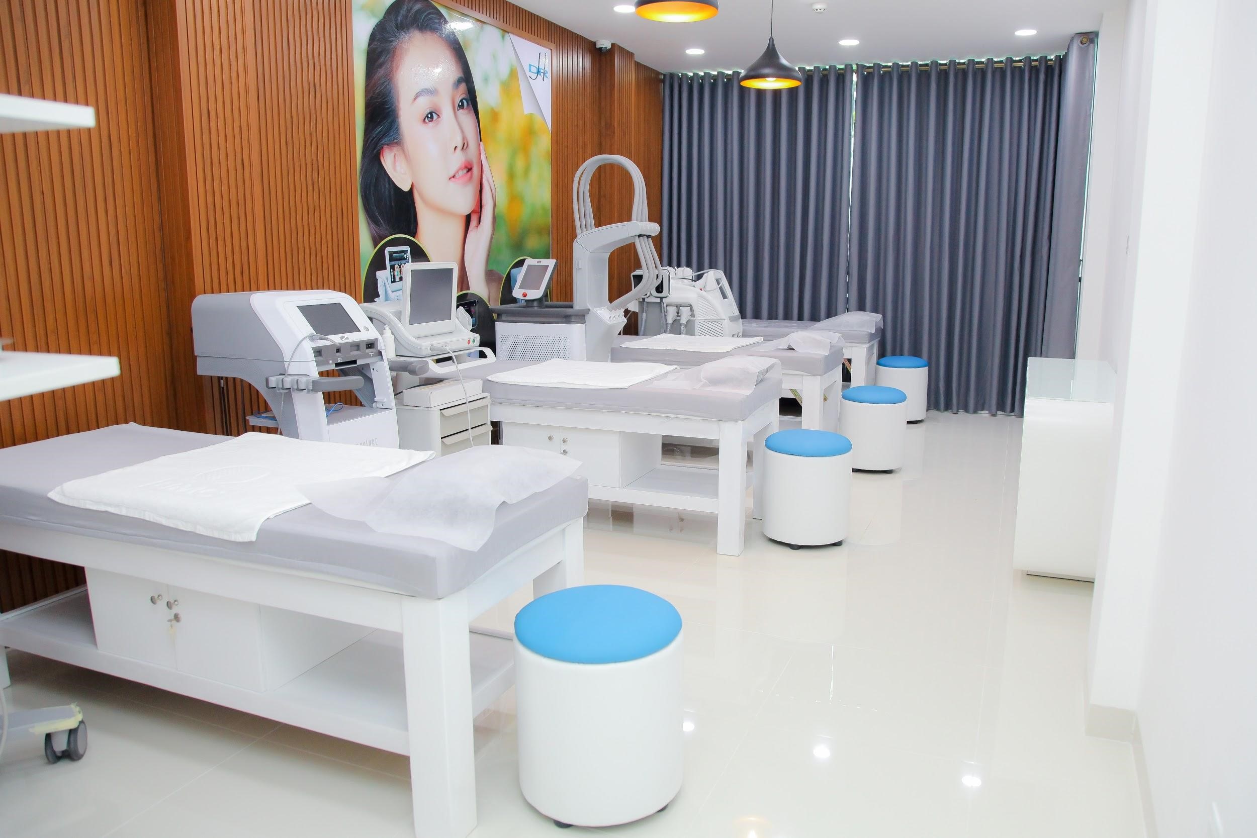 Tiêu dùng & Dư luận - Dr Huy Clinic - Chi nhánh quận 3 và khát vọng làm đẹp cho mọi người (Hình 7).