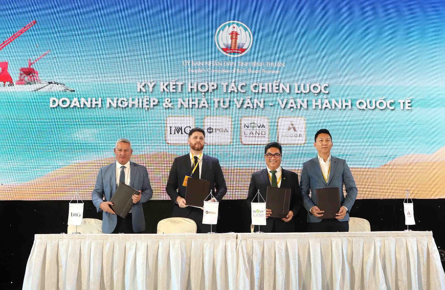 Tiêu dùng & Dư luận - NovaWorld Phan Thiet hoàn thành sân golf PGA độc quyền 18 hố (Hình 2).