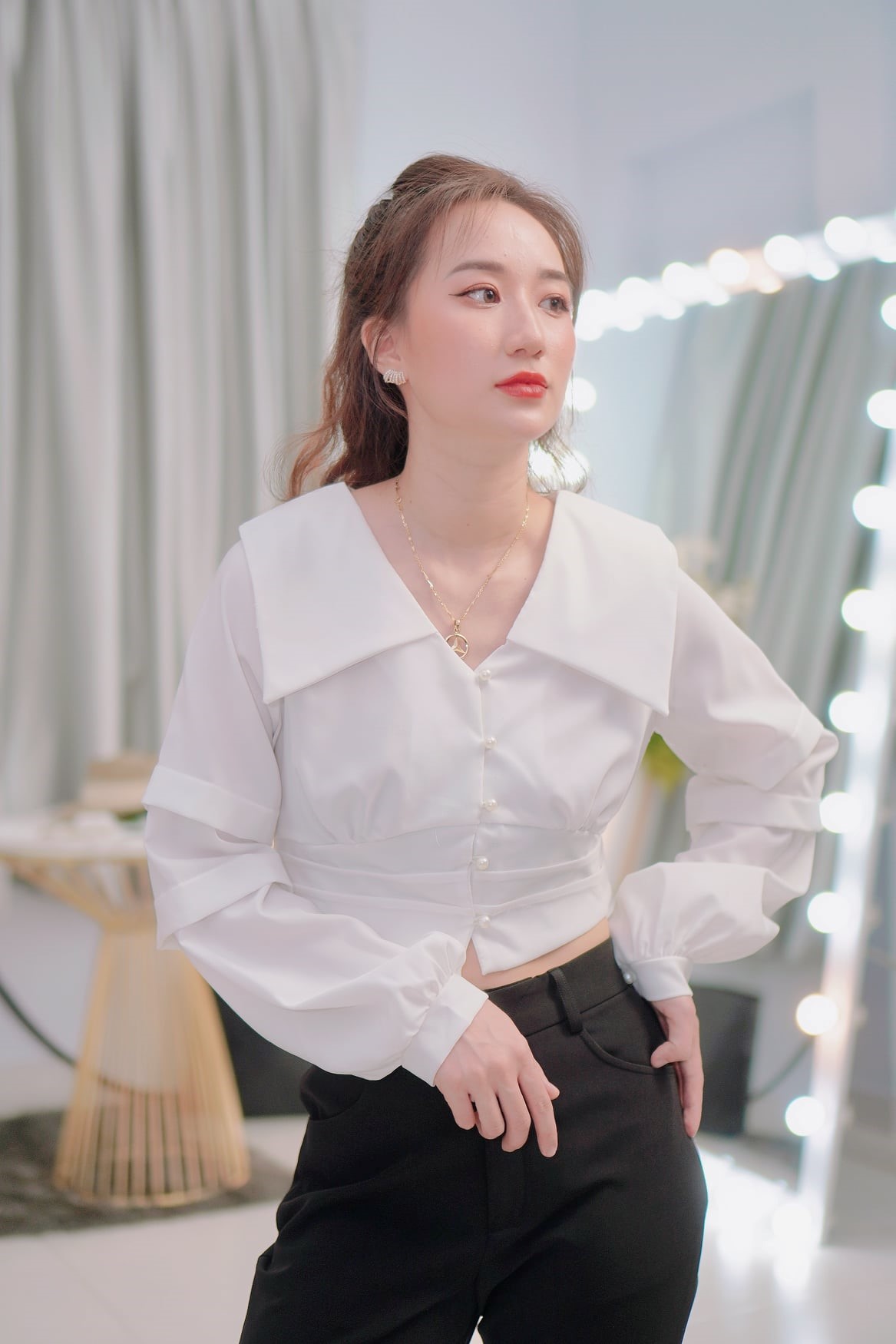 Cần biết - Thời trang công sở thanh lịch, năng động cùng SoahFashion (Hình 10).