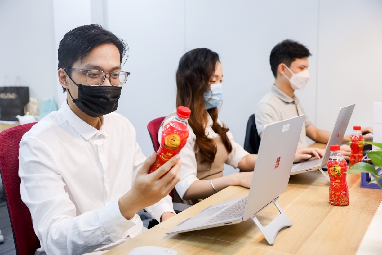 Tiêu dùng & Dư luận - Ngày Tết tặng nhau món quà sức khỏe thanh nhiệt, an lành bằng Trà Dr Thanh