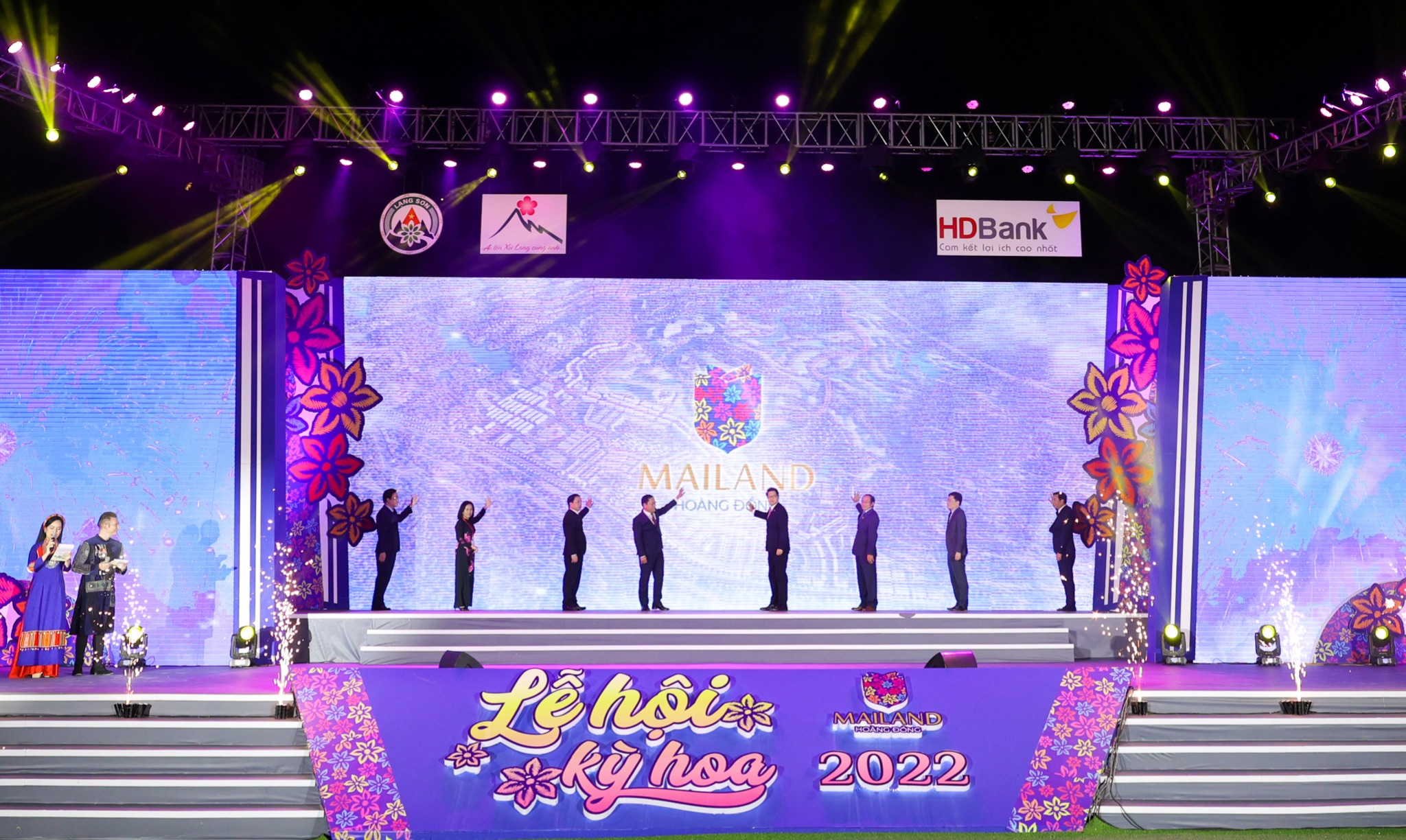 Cần biết - H&agrave;ng vạn du kh&aacute;ch đổ về Lạng Sơn khai mạc Lễ hội Kỳ Hoa 2022 (H&igrave;nh 7).